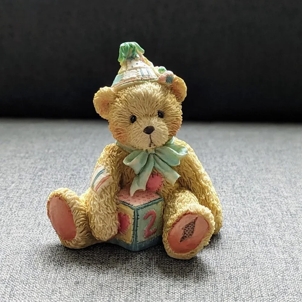 Cherished Teddies picturing vintage